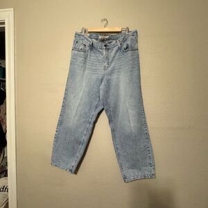 Levi’s Baggy Dad Jean